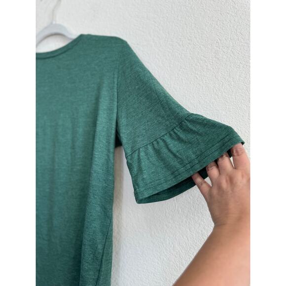 NWOT Women's Short Sleeve Round Neck T-Shirt Button Decal on Back Medium - Picture 7 of 12